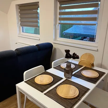 Zuzka Apartament *